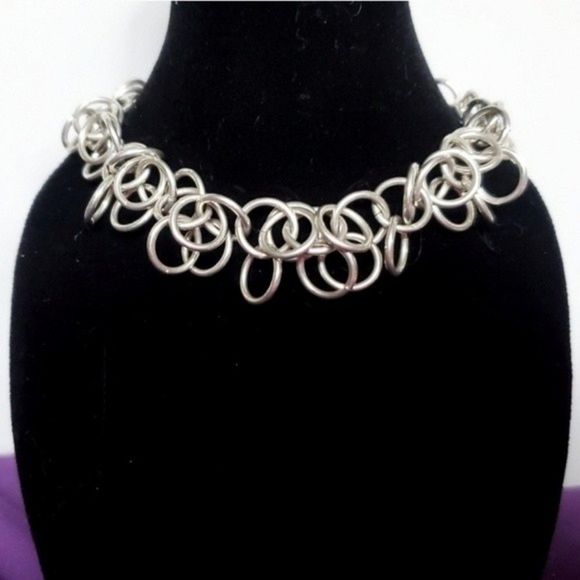 Chainmaille Multi Loop Peridot Green Crystals Circle Toggle Bracelet 8" - Picture 7 of 10